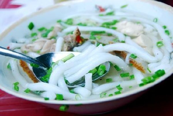 banh-canh-ca-dam-mot-net-nha-trang